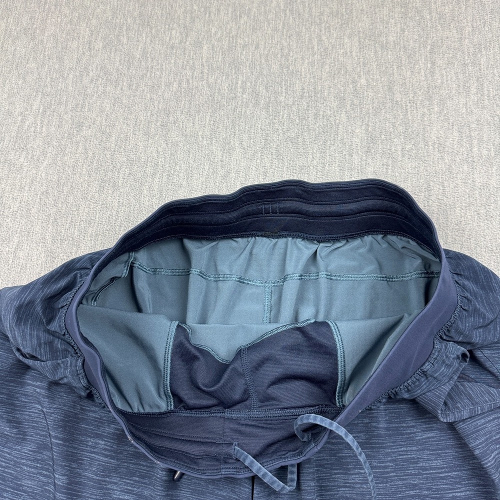 Lululemon Shorts Mens Large Blue T.H.E. Linerless Drawstring Training Running - Picture 4 of 16